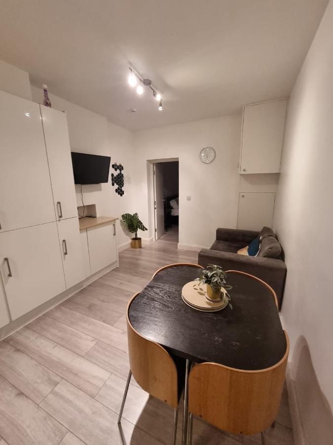 3Br 3Privateensuite - Close To Station - Parking Upon Request Edgware Dış mekan fotoğraf